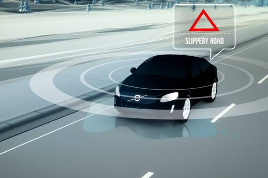 Volvovi avtomobili bodo o nevarnostih obveščali druga vozila