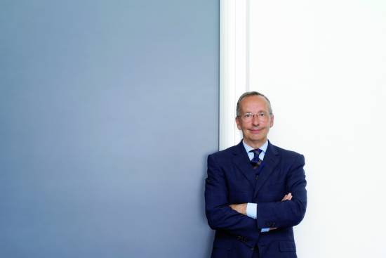 Walterju de Silvi, vodji dizajna Volkswagen AG, podeljen častni doktorat