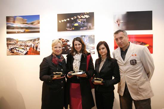 Spletni portal F1express je podelil nagrade Prvak leta 2011
